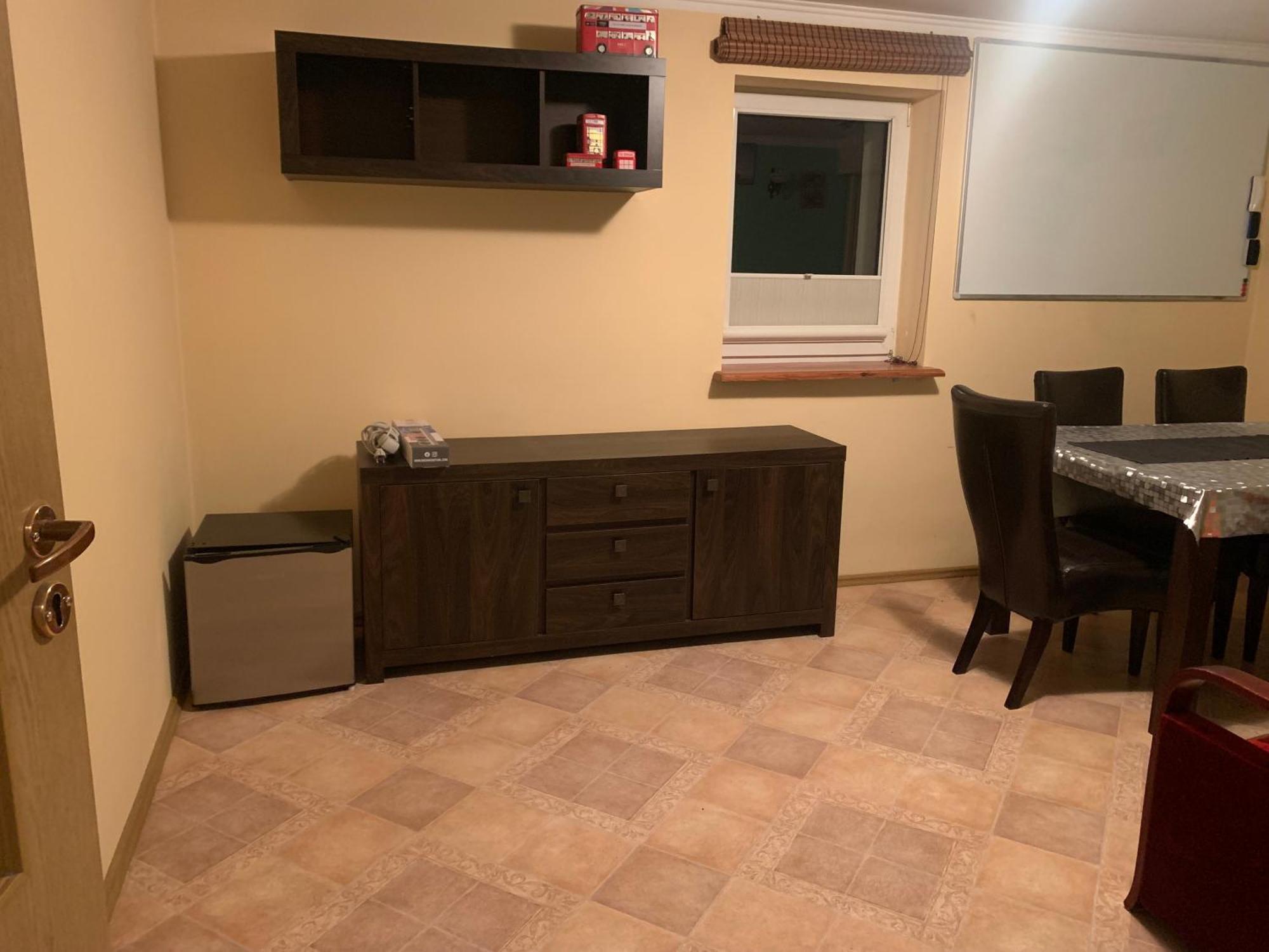 Homestay Kwatera Na Parterze !przed Remontem! Przeczytaj Przed Wynajmem *